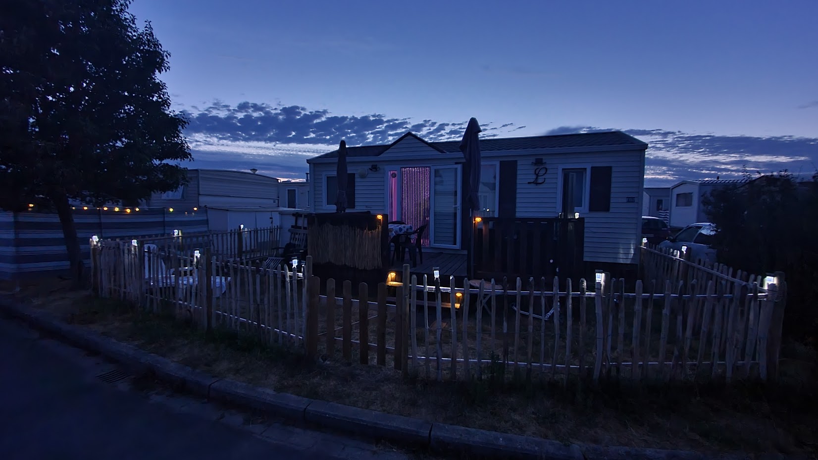 desmavane extérieur nuit 3